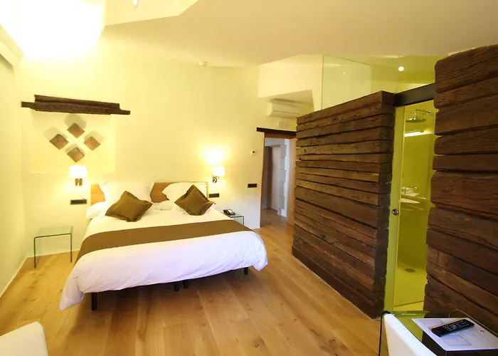 Cuch Hotel Cánoves