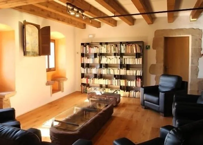 Cuch Hotel