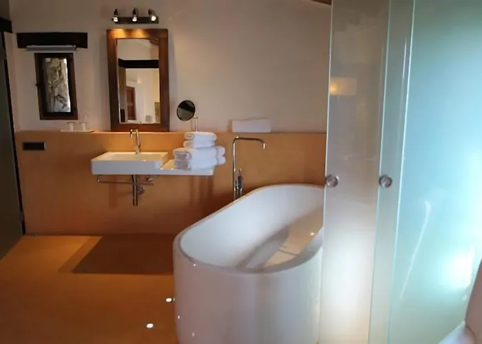 Cuch Hotel Cánoves